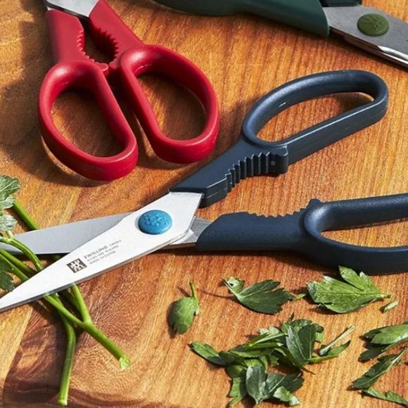 Zwilling Now S Multi-Purpose Shears- Blueberry Blue - Picture 1 of 6